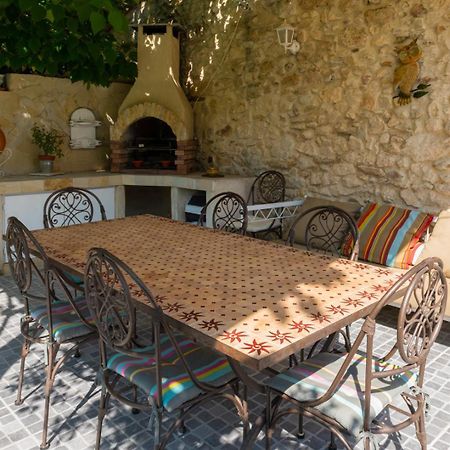 Le Mas Du Chat Bed & Breakfast Cavaillon Exterior foto
