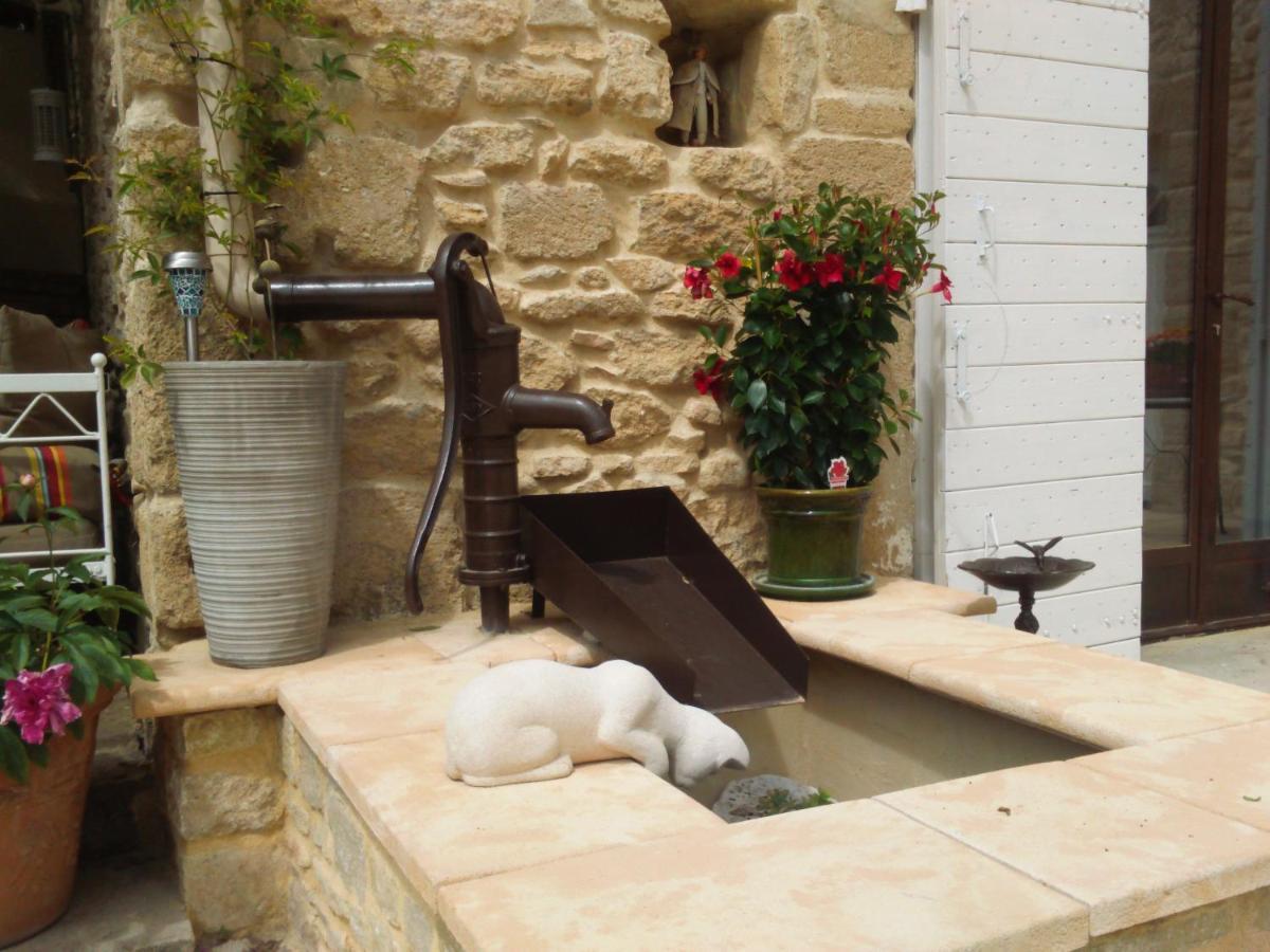 Le Mas Du Chat Bed & Breakfast Cavaillon Exterior foto